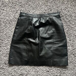 Berman’s leather skirt size 10 (8?)